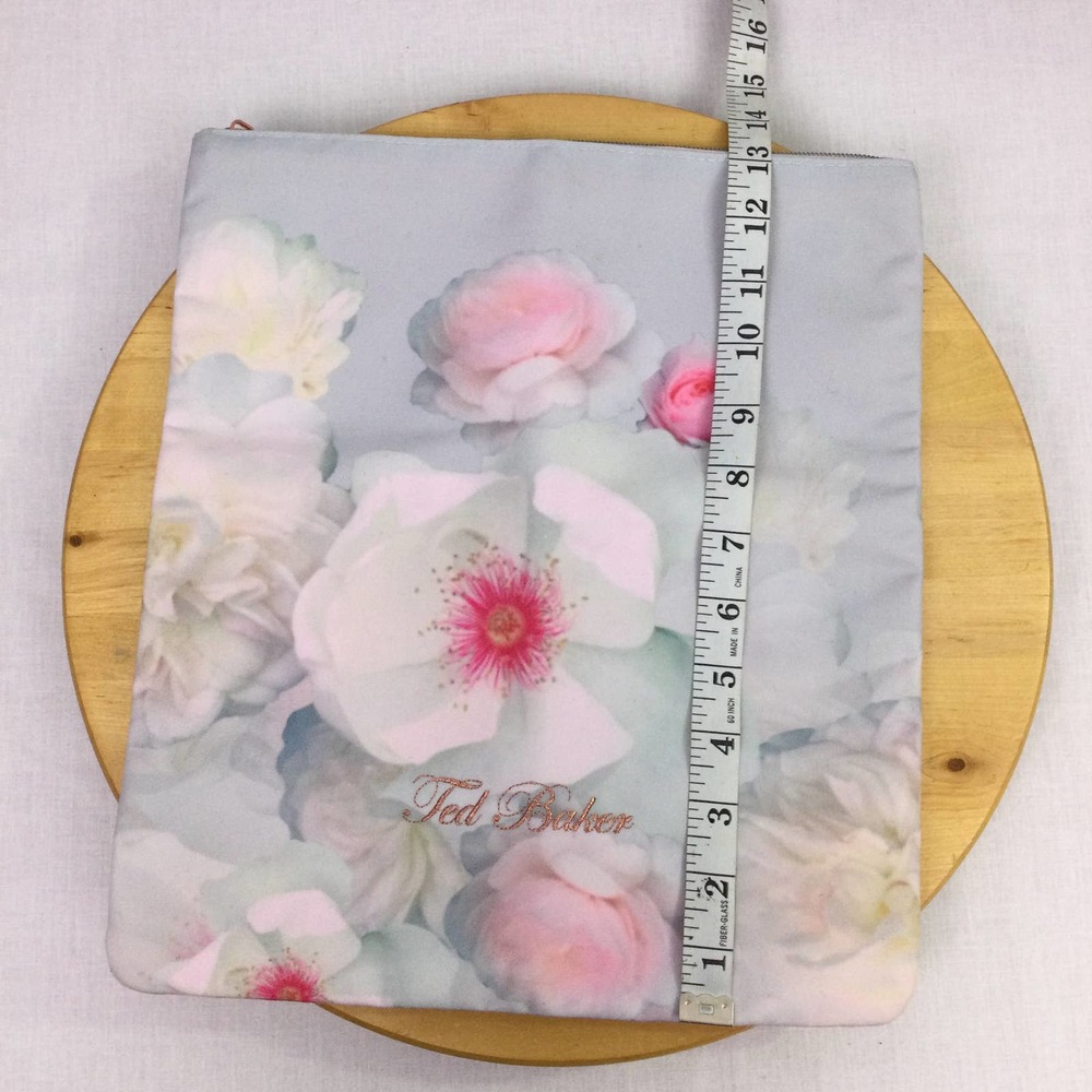 Ted Baker All Sorted Floral Solid Gray Embroidered Zippered Laundry Bag Set - Picture 11 of 14